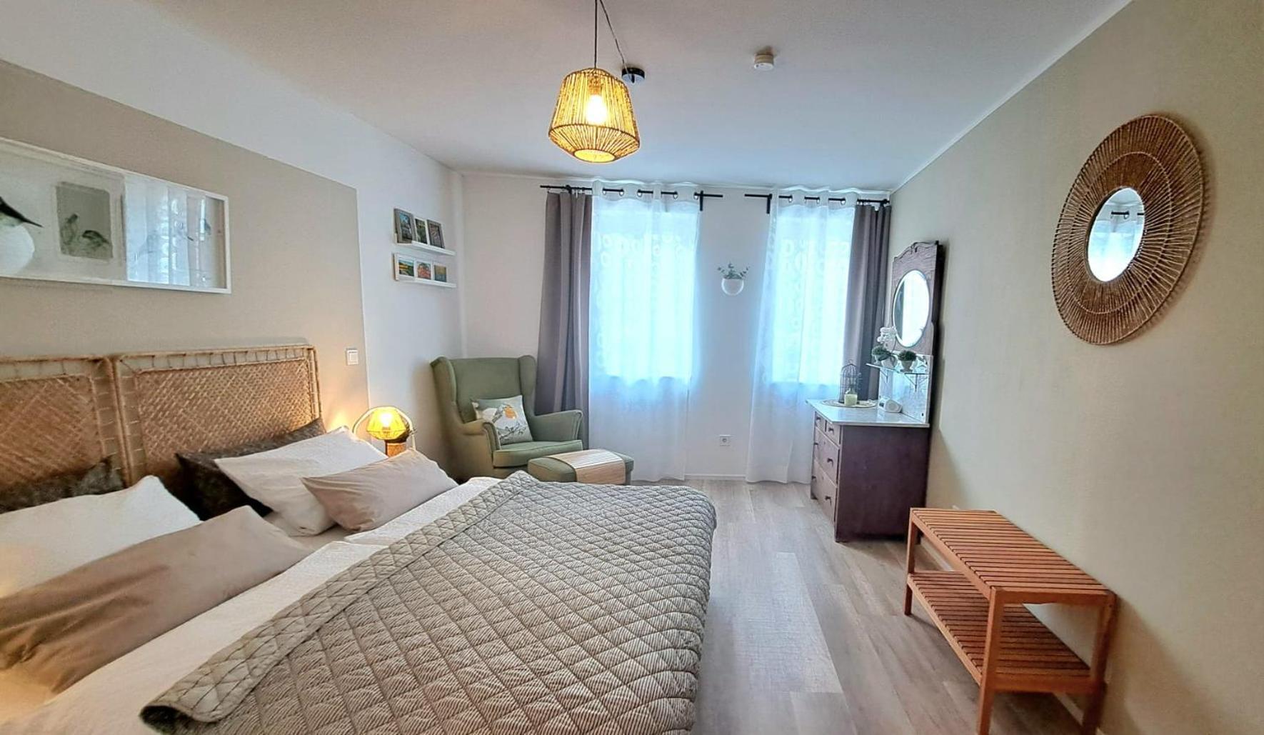 Ferienwohnung Rauch Kirrweiler (Sudliche Weinstrasse) Exterior foto